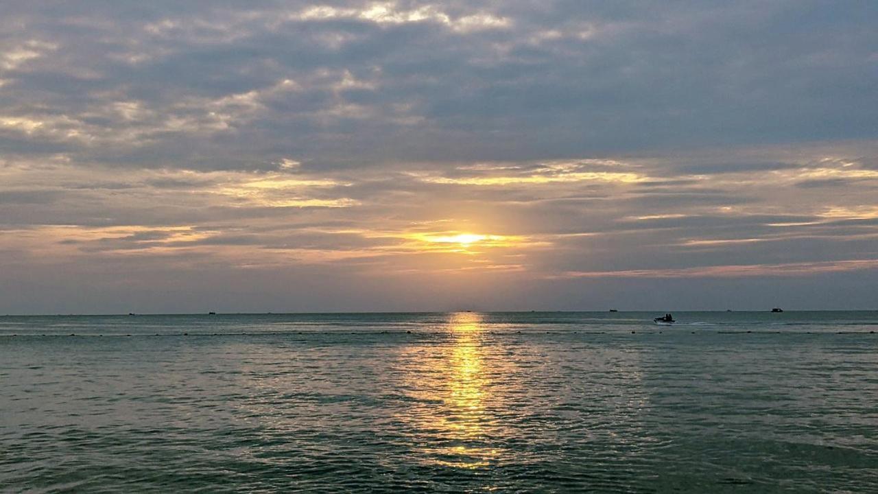 Anna Beach دونغ دونغ المظهر الخارجي الصورة